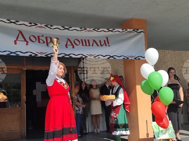 Над 11 700 ученици влязоха в класните стаи в област Ямбол, от тях 1016 са първокласници