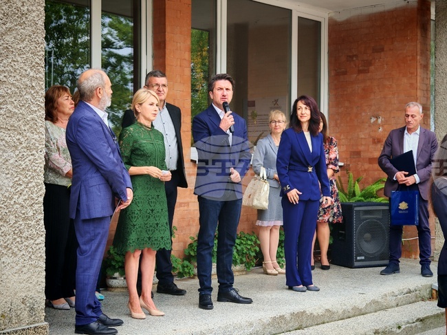 Мирослав Боршош откри учебната година в Професионална гимназия по туризъм „Пенчо Семов“ в Габрово