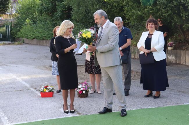 ОА Русе: Малко над 150 деца започнаха новата учебна година в ОУ „Алеко Константинов“