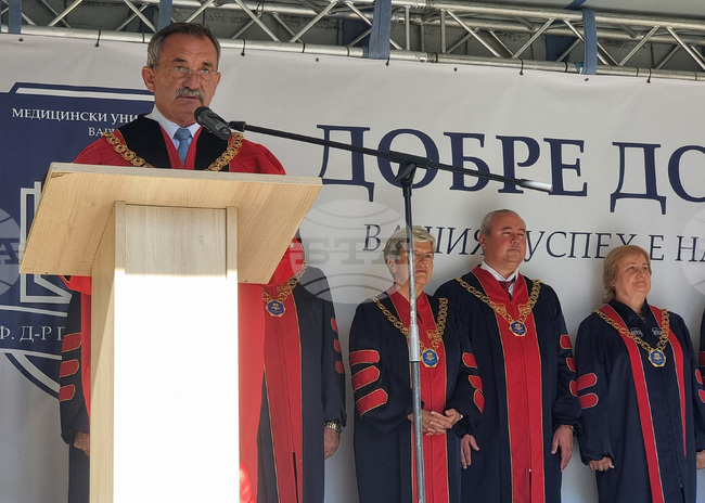 Повече от 1700 студенти започват своето обучение в Медицинския университет във Варна