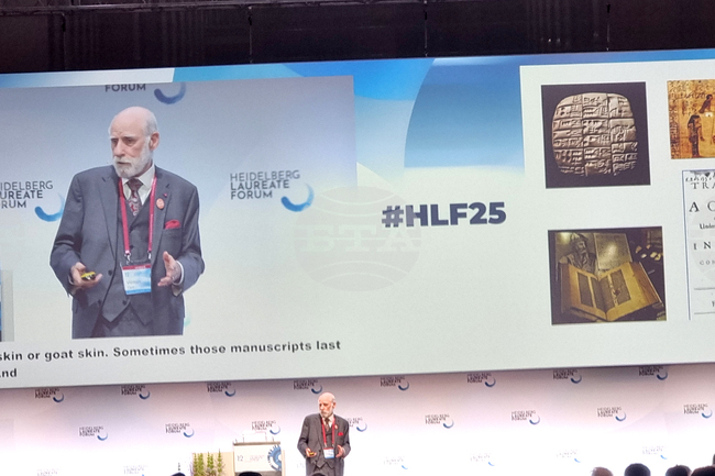 Време е да потърсим начин как да съхраняваме дигиталните архиви, каза Винт Сърф на Хайделбергския лауреатски форум