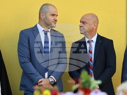 Пловдив - първи учебен ден в Средно училище „Пейо К. Яворов“ - откриване