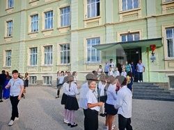 Габрово - Основно училище "Неофит Рилски" - откриване на учебна година