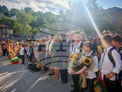 Габрово - Основно училище "Неофит Рилски" - откриване на учебна година