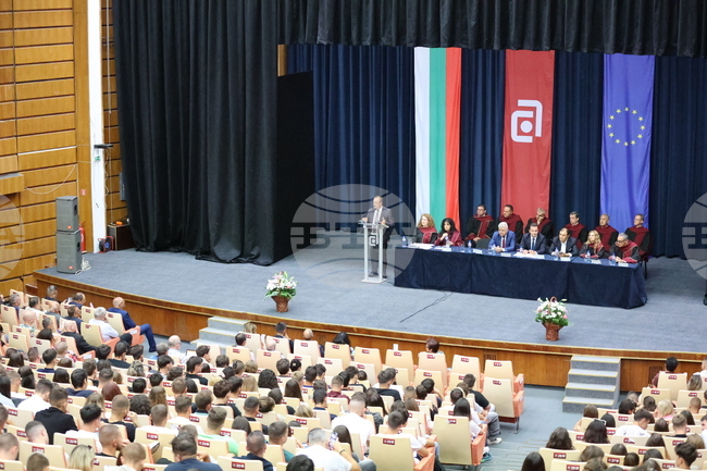 В Университета по архитектура, строителство и геодезия се проведе тържествено откриване на новата 2025/2026 г.