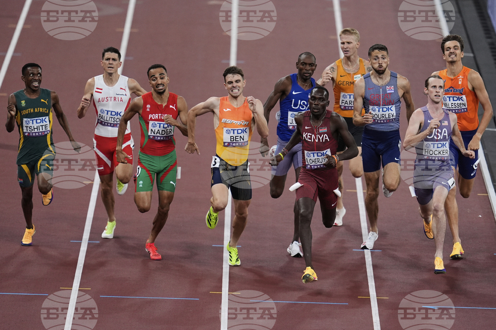 Олимпийският шампион на 1500 метра Хокър е дисквалифициран на световното първенство