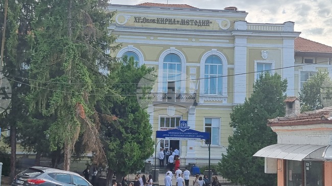 Съюзът на българските журналисти във Велико Търново предлага площад в града да носи името „Журналист“