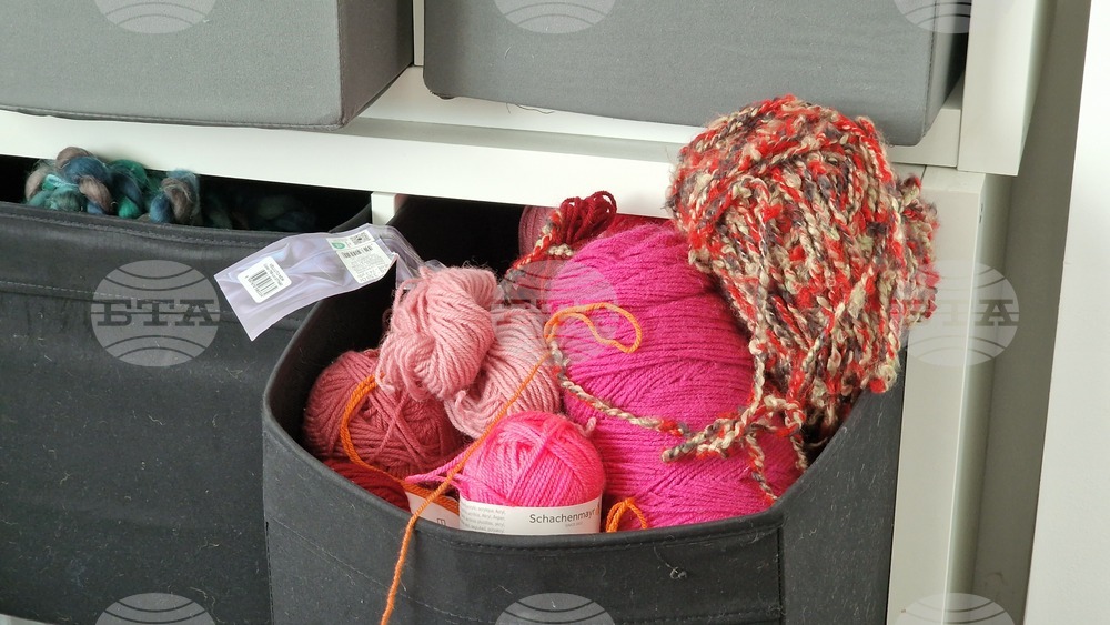 Румъния - Меган Доминеску - текстилен артист