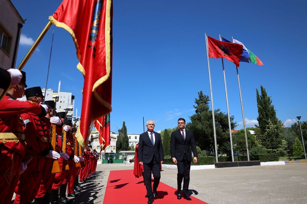 Министрите на отбраната на България и Албания Атанас Запрянов и Пиро Венгу обсъдиха актуални въпроси от дневния ред на НАТО