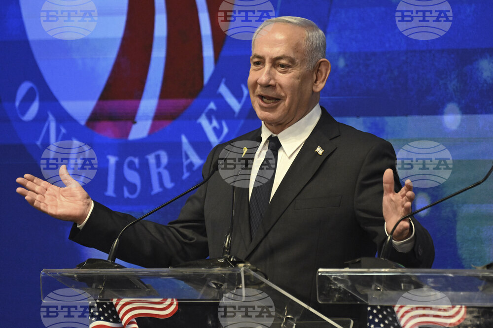 Политическото ръководство на Израел нареди на военните да ограничат офанзивните действия в ивицата Газа, съобщиха израелските медии