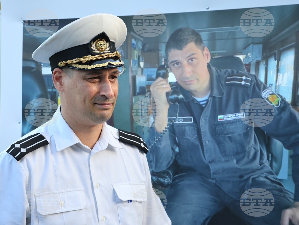Варна - Фотографска изложба „Морските антарктици“