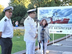 Варна - Фотографска изложба „Морските антарктици“