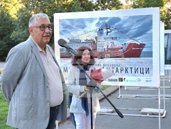 Варна - Фотографска изложба „Морските антарктици“