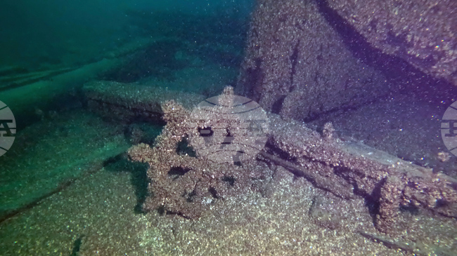 Тайфун разкри останките от древен кораб край историческо пристанище във Виетнам