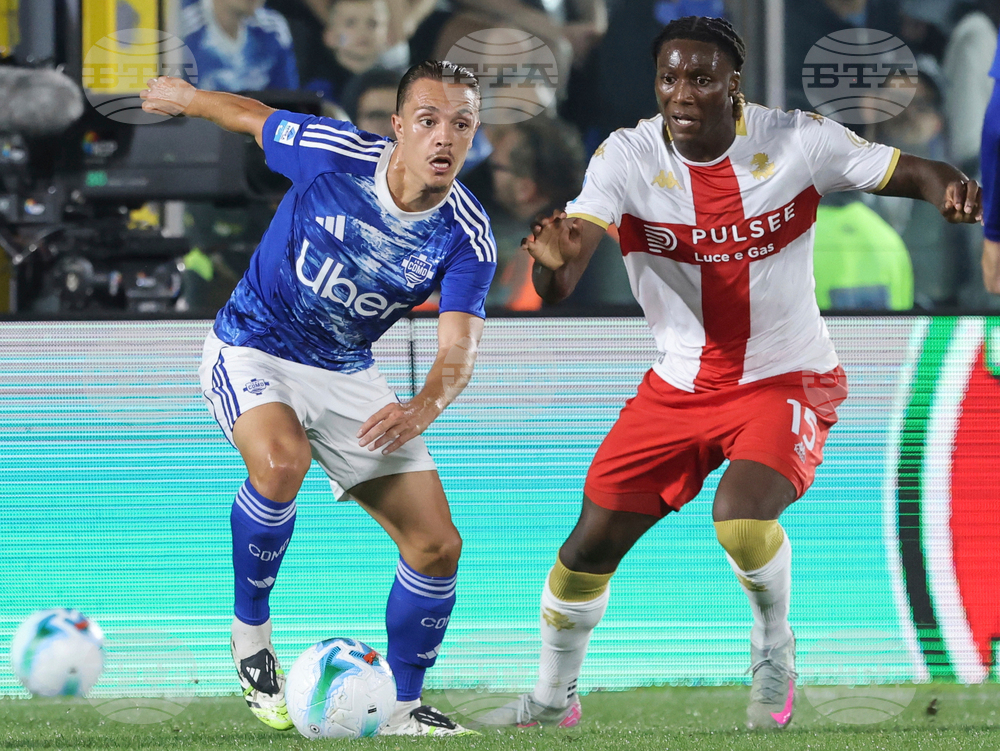 Вече всички се затварят срещу Комо, обяви френският халф на италианския тим Максенс Какре