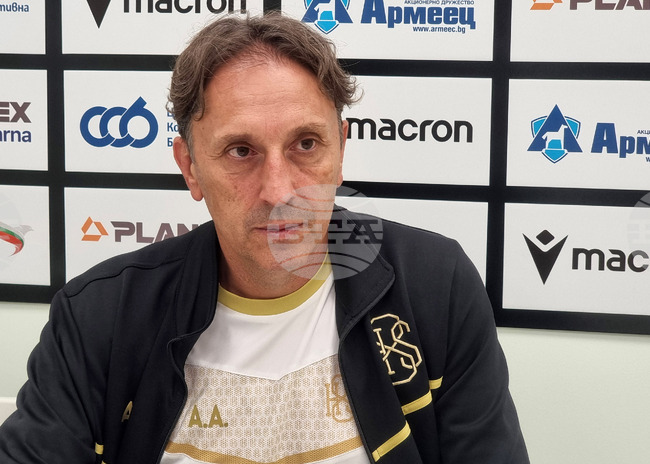 Треньорът на Добруджа Атанас Атанасов е доволен от отбора, утре в тима пристига португалски футболист