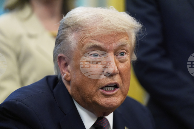 Американската армия отново удари венецуелски кораб, за който се предполага, че е превозвал наркотици, обяви Тръмп