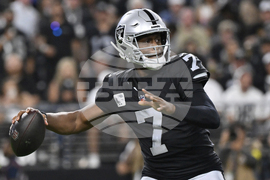 Chargers Raiders Football