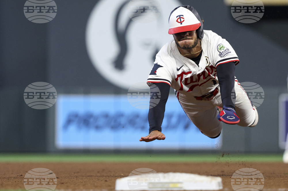 APTOPIX Yankees Twins Baseball