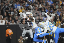 Chargers Raiders Football