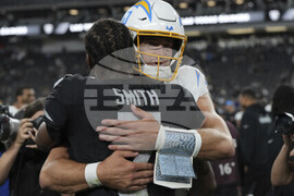 Chargers Raiders Football