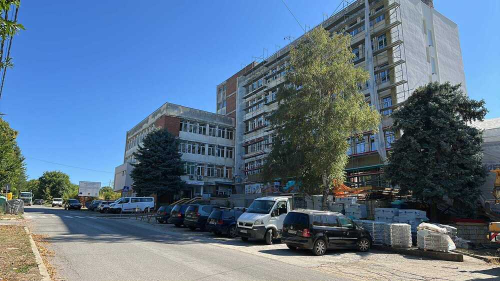Община Разград: Заради ремонта на Дома за стари хора временно затруднение в движението по ул. „Хаджи Димитър“