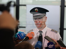 Летище „Васил Левски“ - Здравко Самуилов - брифинг