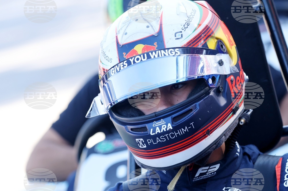 Успешният дебют на Никола Цолов във Формула 2 завърши със седмо място и първи точки в автомобилния шампионат