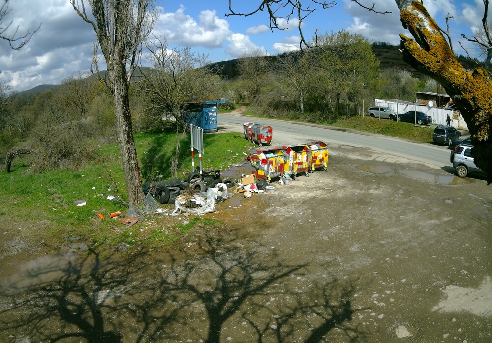 Община Стара Загора: Най-честото нарушение на общинските наредби: ненужни вещи около контейнерите за смет