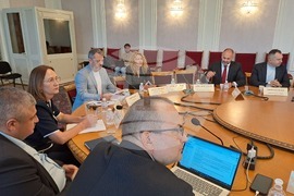 Парламент - Комисията по бюджет и финанси