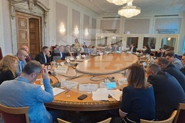 Парламент - Комисията по бюджет и финанси