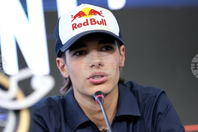 Никола Цолов даде 7-о време на следобедната сесия в тестовете във Формула 2