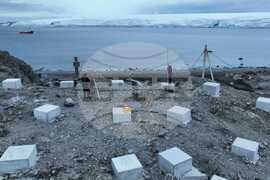 Ден 62 - остров Ливингстън - успешно бяха изградени фундаментите на новия лабораторен блок на българската антарктическа база „Св. Климент Охридски“