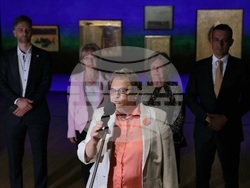 Изложба - "Картина извън картината"