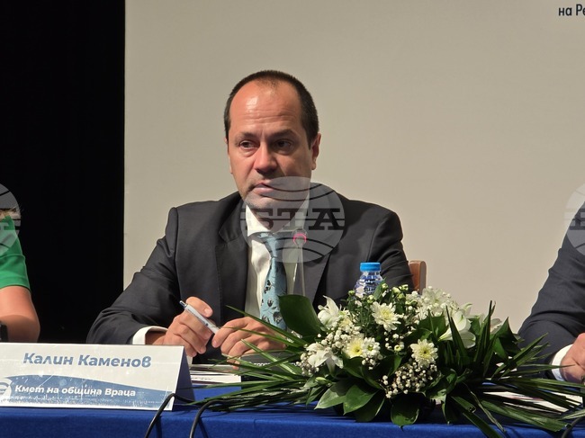 Създаване на национален център и още четири регионални за талантливи млади футболисти, предлага членът на ИК на БФС Калин Каменов 