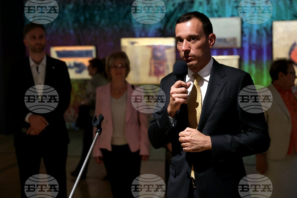 Иван Вукадинов е художник, когото тепърва ще откриваме и преоткриваме, каза кметът на София Васил Терзиев