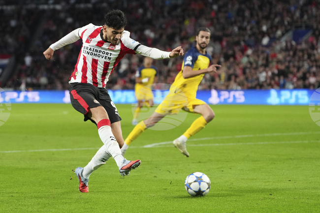 Пропадна трансферът на национал на САЩ във Фулъм