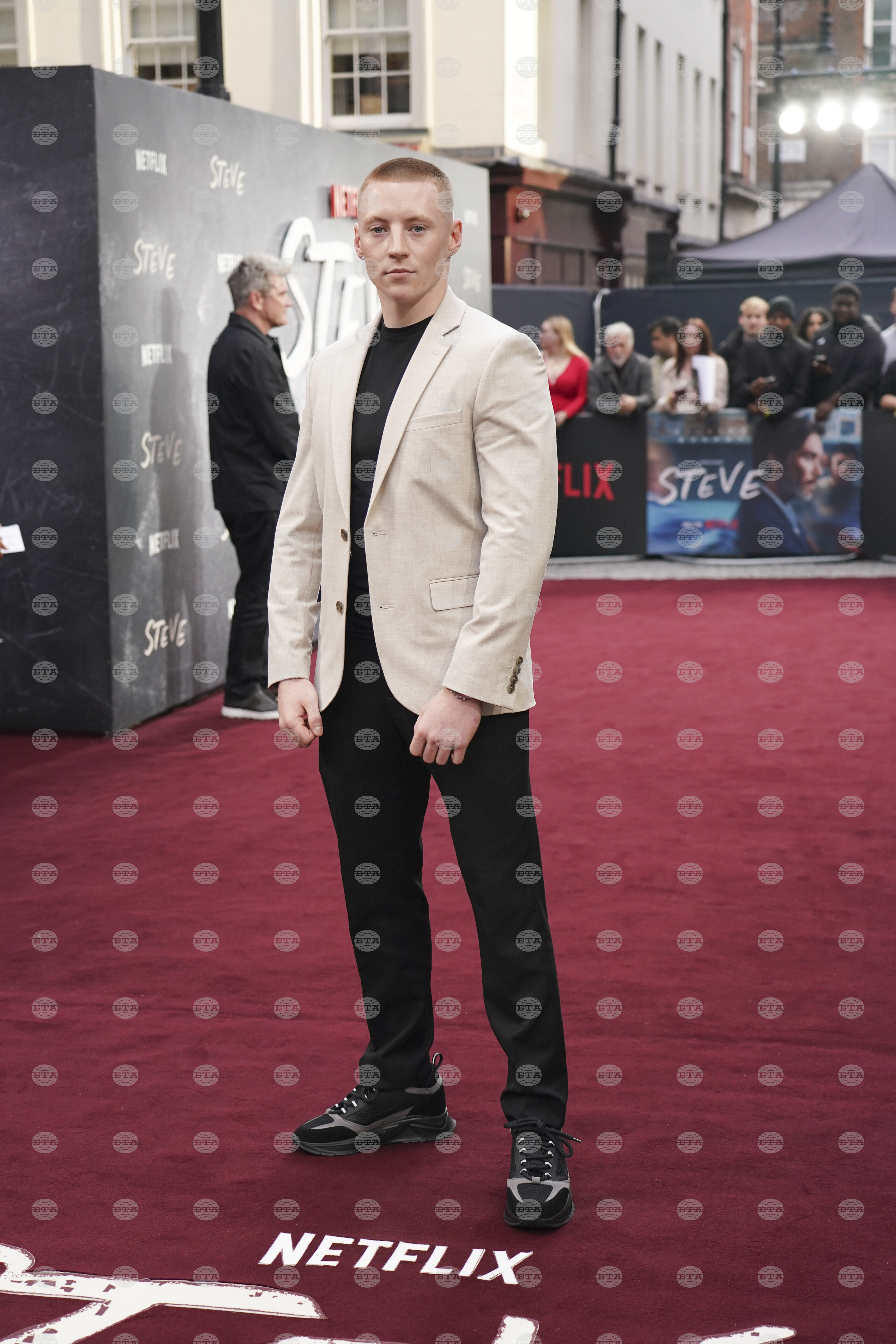 Britain Steve Premiere