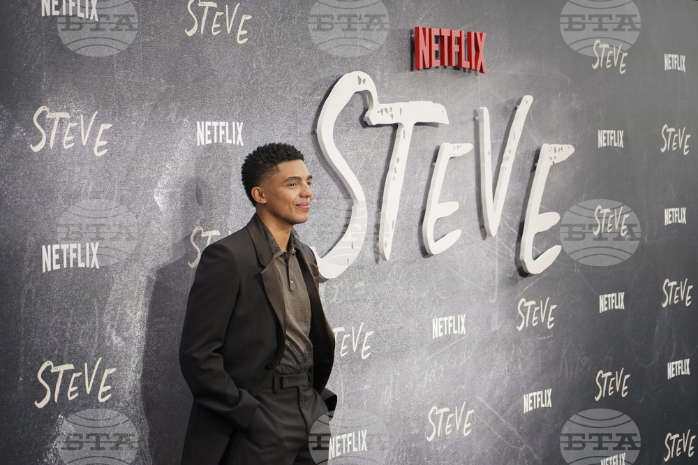 Britain Steve Premiere