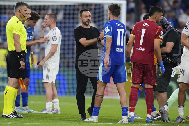 Треньорът на Олимпик Марсилия Роберто Де Дзерби е разочарован, но и горд с отбора си