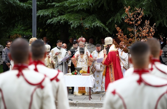 Патриарх Даниил отслужи тържествен водосвет за празника на София и каза, че нашата столица носи името на Божията премъдрост 