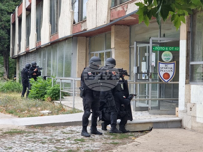 В Плевен се състоя учение за действия при терористичен акт по време на баскетболен мач