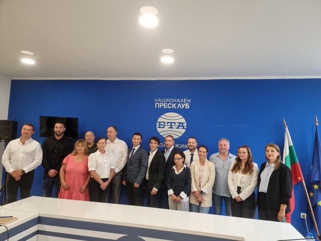 Пресконференция на кандидатите за общински съветници от ПП "Пряка демокрация"