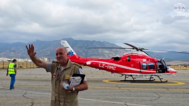 Скаути посетиха оперативната база за спешна помощ по въздух в Сливен