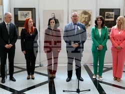 Народно събрание - „Ахой, познавате ли Вешин?“ - изложба - откриване