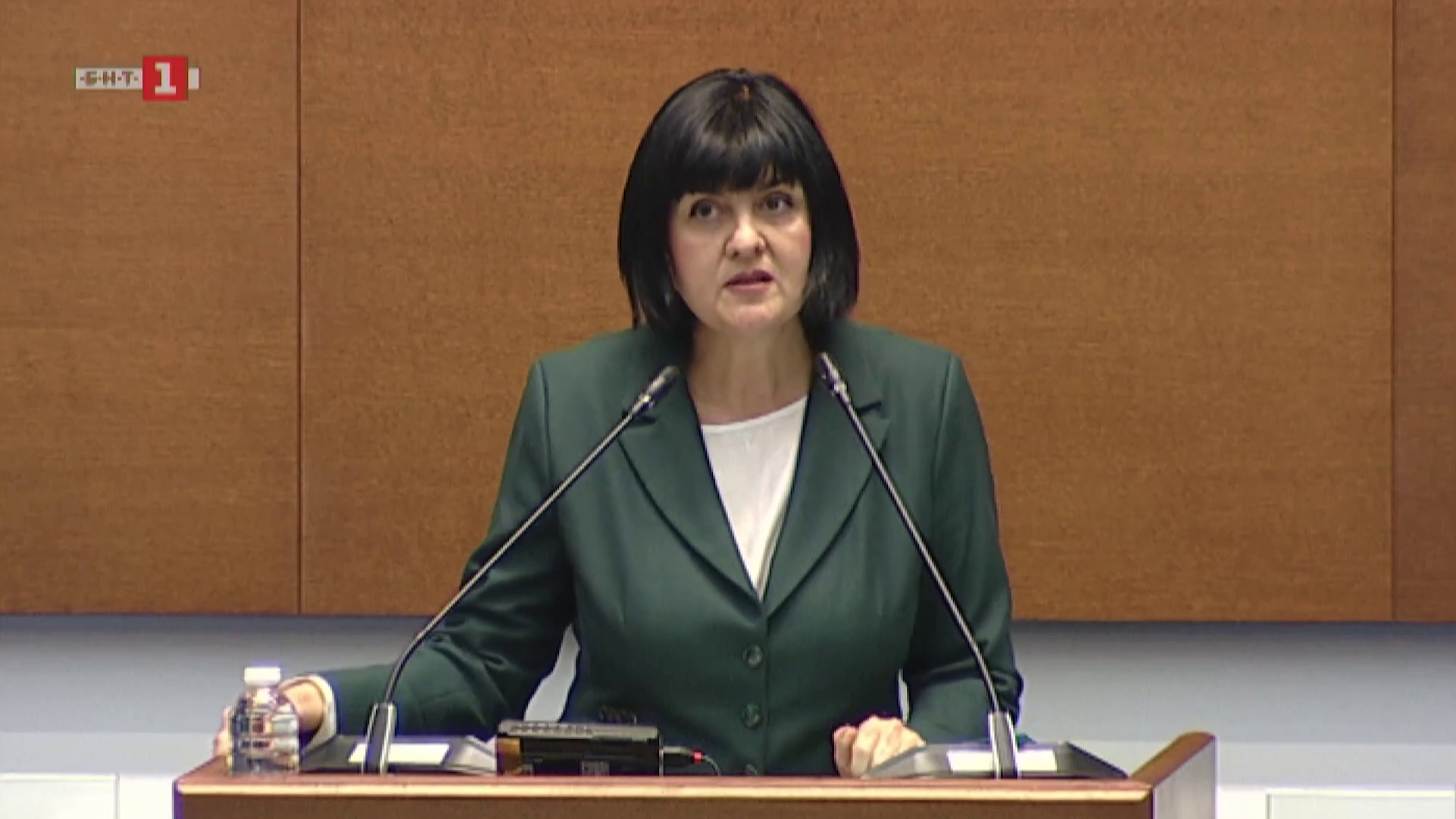 Вместо да виждаме върховенството на закона, виждаме върховенството на лобисткия закон, заявиха от „Величие“