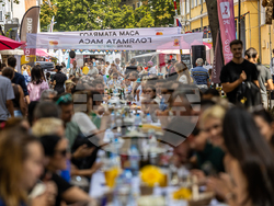 Последното, четвърто издание на „Голямата маса“ тази година е на 20 септември и кани всички на 120-метрова трапеза на ул. „Оборище”, визия –  организатори