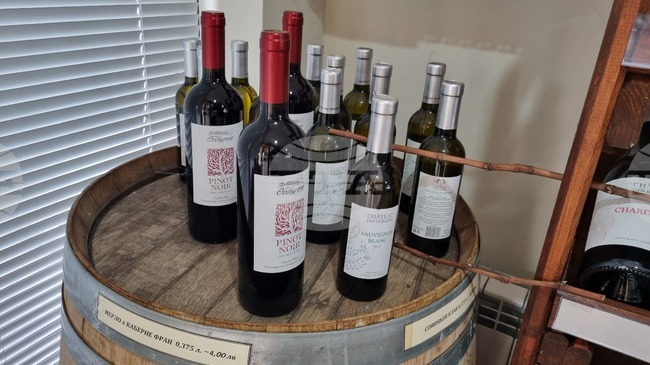 С изцяло собствена суровина работи винарна "Вила Овчарово" край Търговище