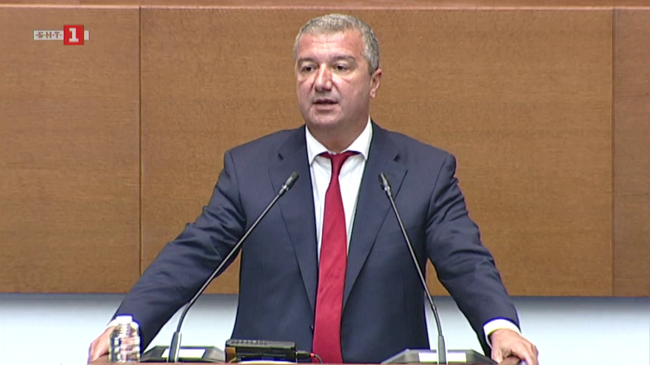 Правителството ще го бъде и го очаква дългосрочна работа с водене на структурни реформи, каза Драгомир Стойнев от „БСП – Обединена левица“