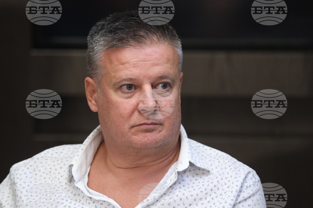 Данаил Димов: "Вече 6 месеца г-жа Костадинова не приема поражението и използва всевъзможни трикове за удържане на властта"